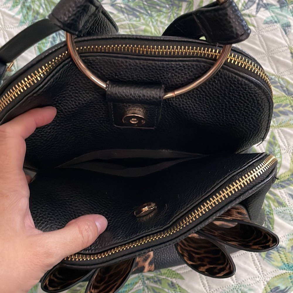 Small backpack - Picture 3 of 9